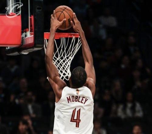 蒋圣龙表现,亮眼,斯卢茨基阵,PG电子官网,PG电子试玩,PG电子模拟器,PG电子平台,PG电子下载